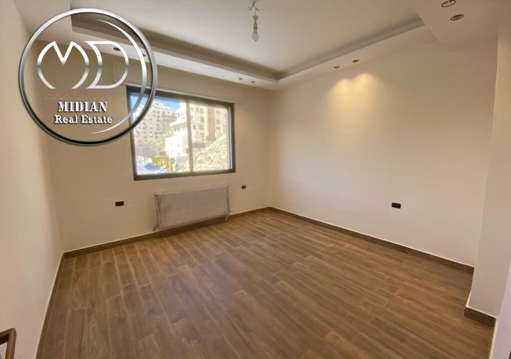 7eb4e051-cee8-4e22-a31d-d0771bccb58f