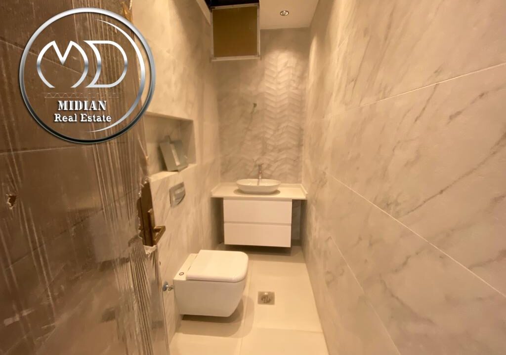 e1a5eccf-8d4f-4d56-b032-1e5dde2d610b