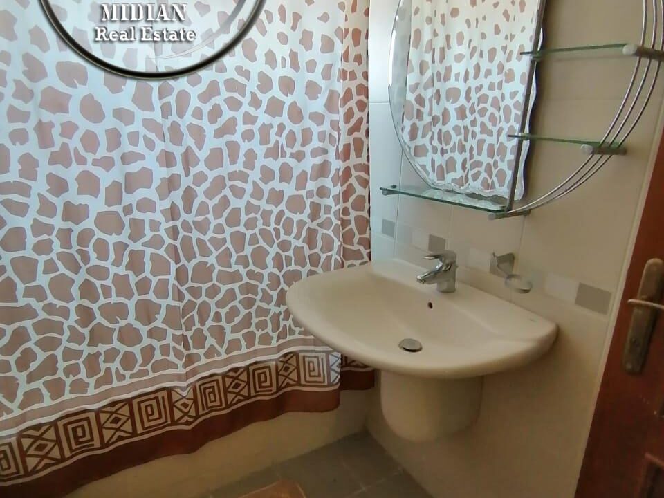 28442360-ec75-433d-a7f9-1bd25c6ea52e