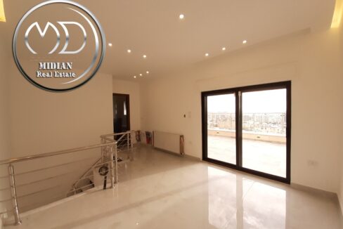 5f075e32-165c-4ff6-b0ca-3d9174f3d9db ن