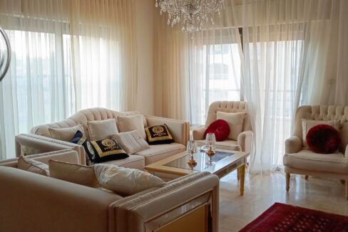 c4234eb8-dd13-4faf-8550-b4bed732bfe3 ن