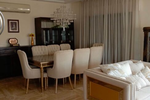 c4376693-1915-42da-8ece-4f38141015b3 ن