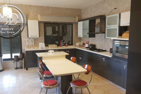 ffe60045-35d6-4e28-b05f-1782bd6895a5 ن