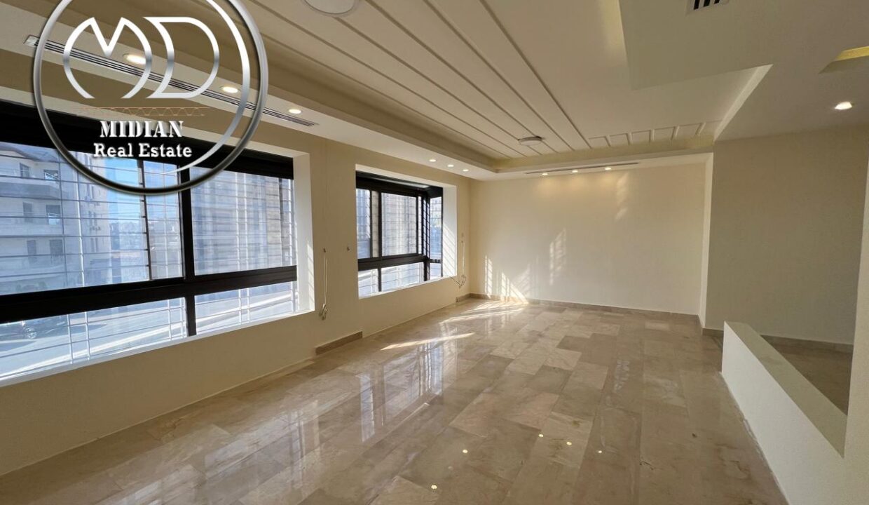 PHOTO-2024-12-19-19-16-33 (1) ن