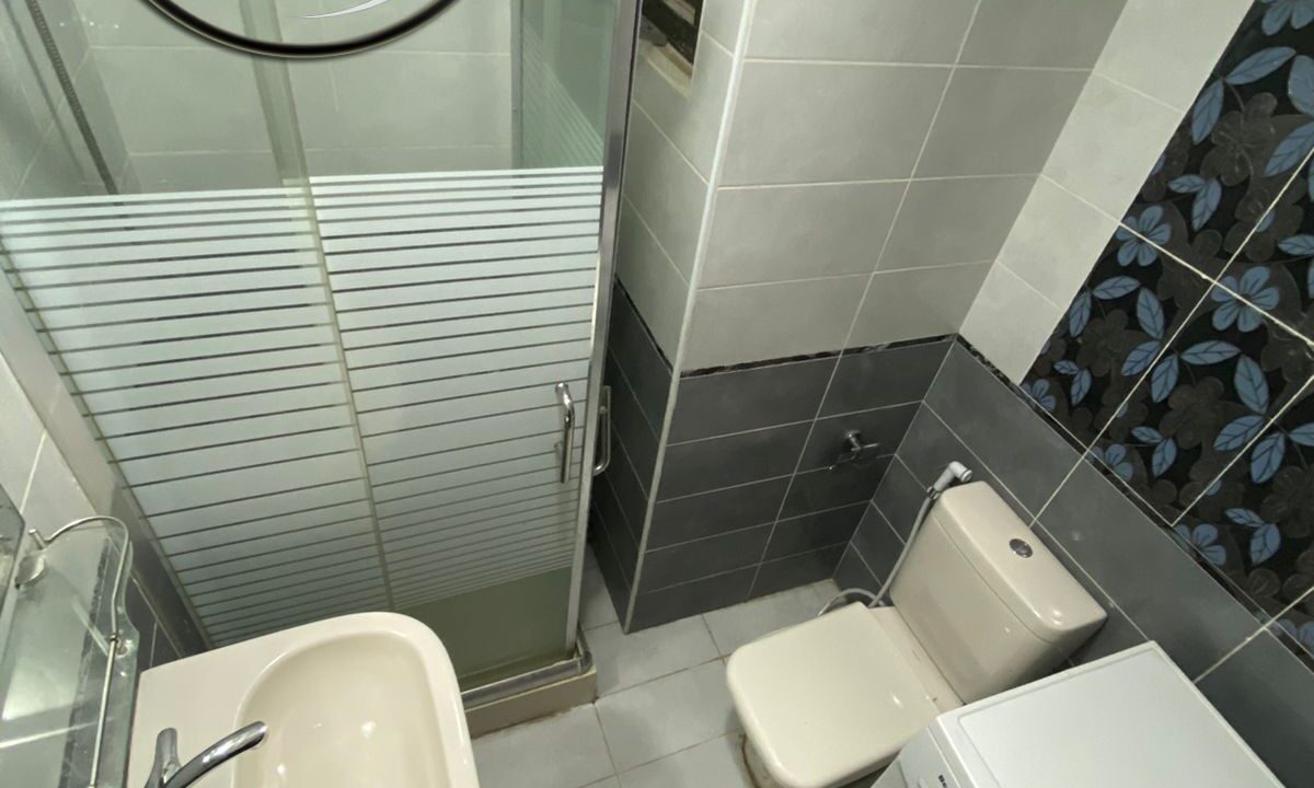 be5c770f-70a5-4190-b06c-b838f7effb4e ن