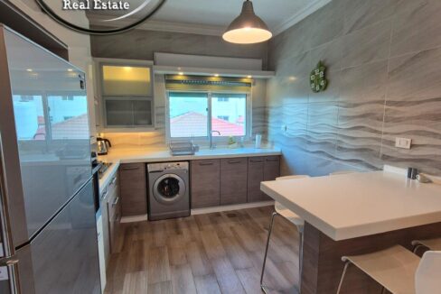 83a56931-ac03-4616-ab1e-fb7de2776f7a ن