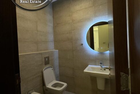 92084318-3fb2-41d4-b326-e32792dc9106