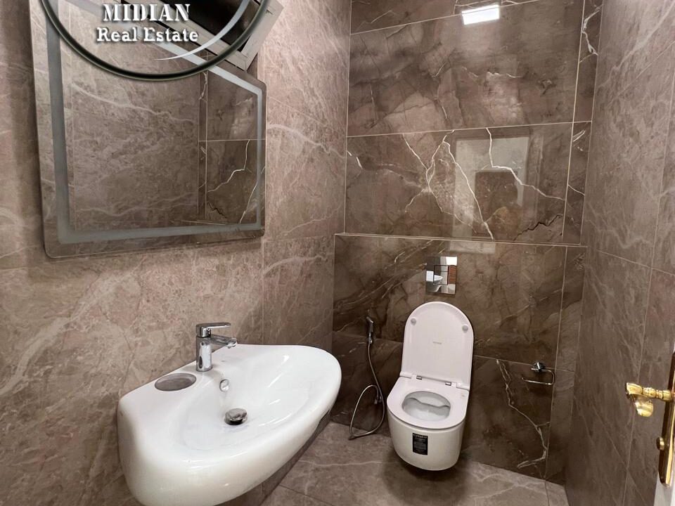 PHOTO-2025-08-11-17-06-22 (4) ن