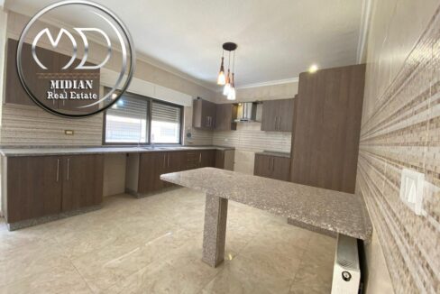 PHOTO-2025-08-12-12-45-03 ن