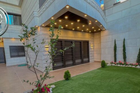 492f7503-d9e3-414d-9c50-fa5e5883a771