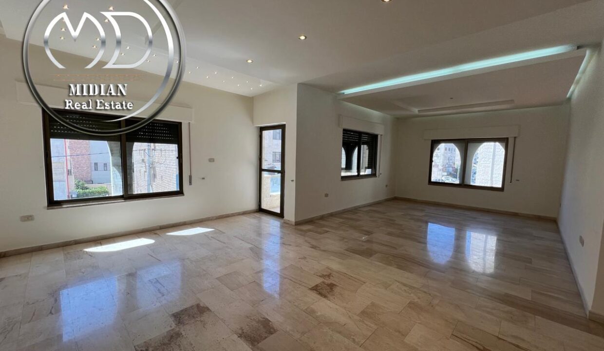 PHOTO-2025-08-20-12-56-38 ن