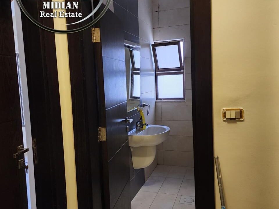 PHOTO-2025-10-04-22-36-14 (10) ن