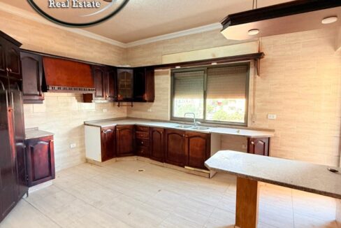 4ea5c81b-5da1-4a47-b7a8-f39d7ac34bd1 ن