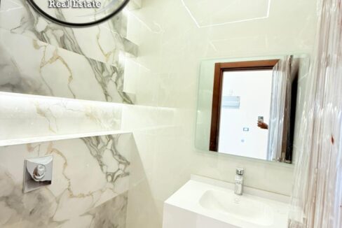 5c94b2b6-099a-4f3a-9b8d-d7a1b4ebc2ae ن