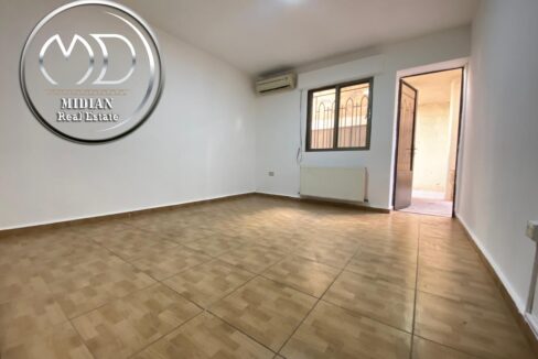 652eb870-0084-42a4-90a2-a629136cc3b7 ن