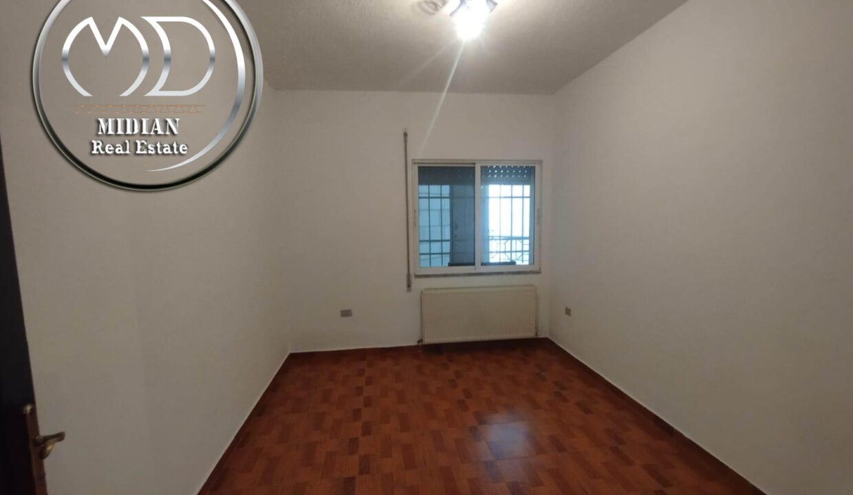 8bc05323-ba26-4c70-a50f-412d5e8cdccc ن