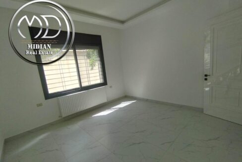 8bd6db07-39cf-4f7f-9cbb-7bec1bfd372a ن