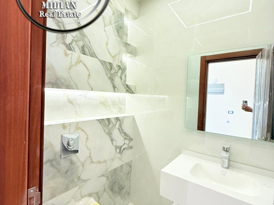 9e6e3e44-1fdc-4492-8e31-5aa3573709c6 ن