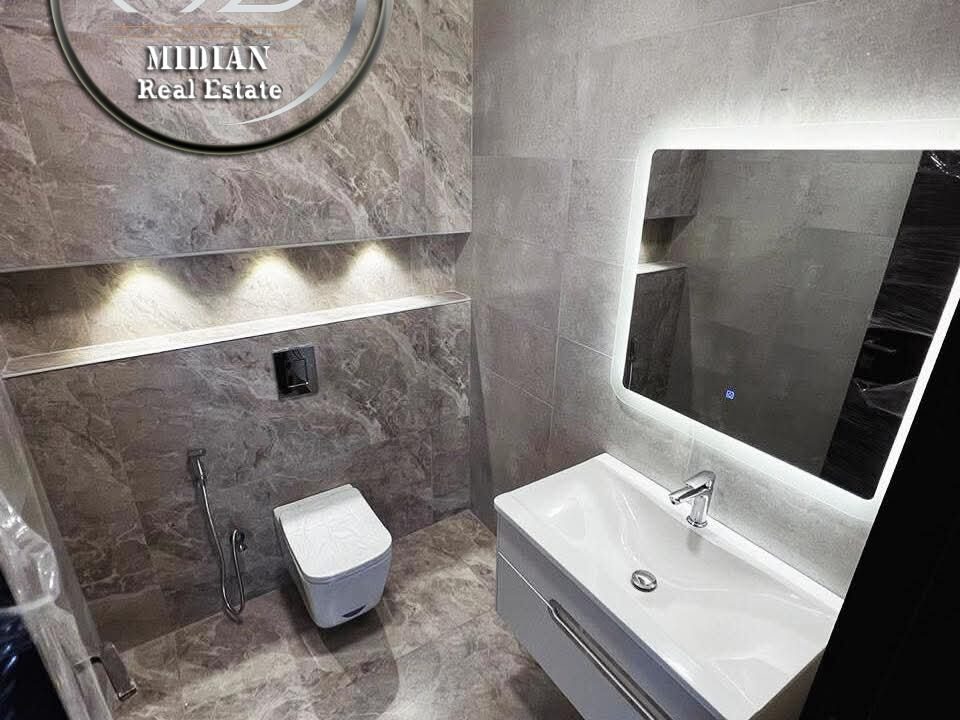 a06c05d2-eaa5-49bc-8ca0-2afe3f130a2c ن