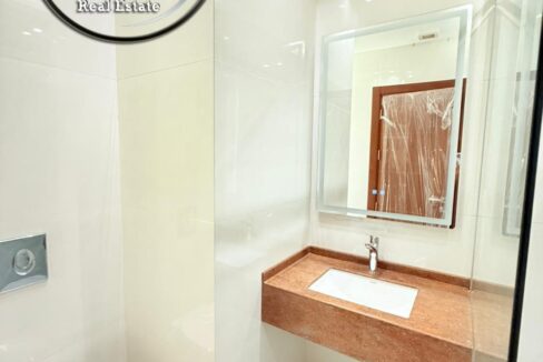 c31badba-60fe-40e1-b308-08094c730286 ن