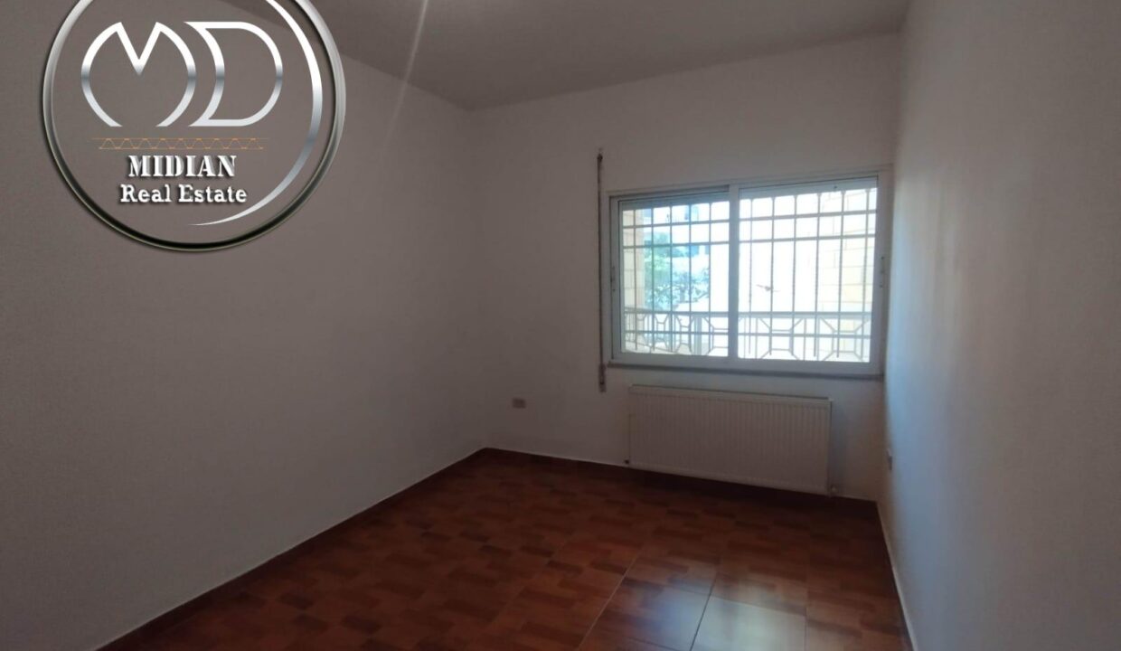 d77e5d5d-81bd-42d9-8daa-6164be08080c ن