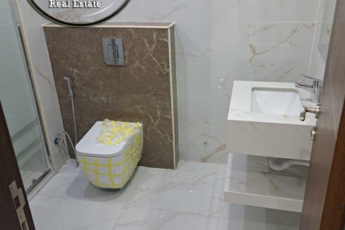 05dfb991-901e-483b-b559-065757b823fb ن