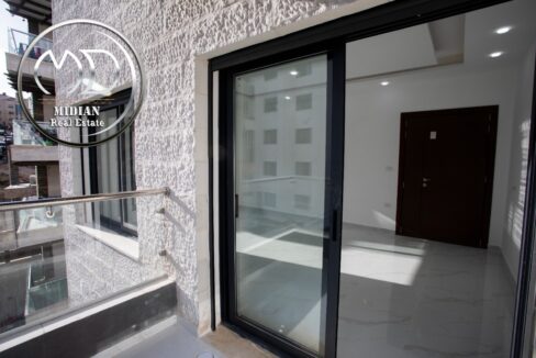 1cdb7cd3-7e2c-403f-a619-2dbb94458f3d ن