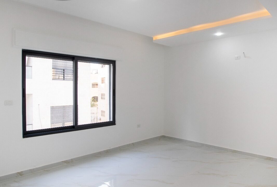 3e5e52e4-d60a-4400-aeb9-a25b857ef28e ن