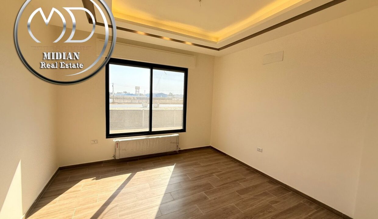 4dc7ae38-ae97-4673-8b72-93e9e3692341 ن