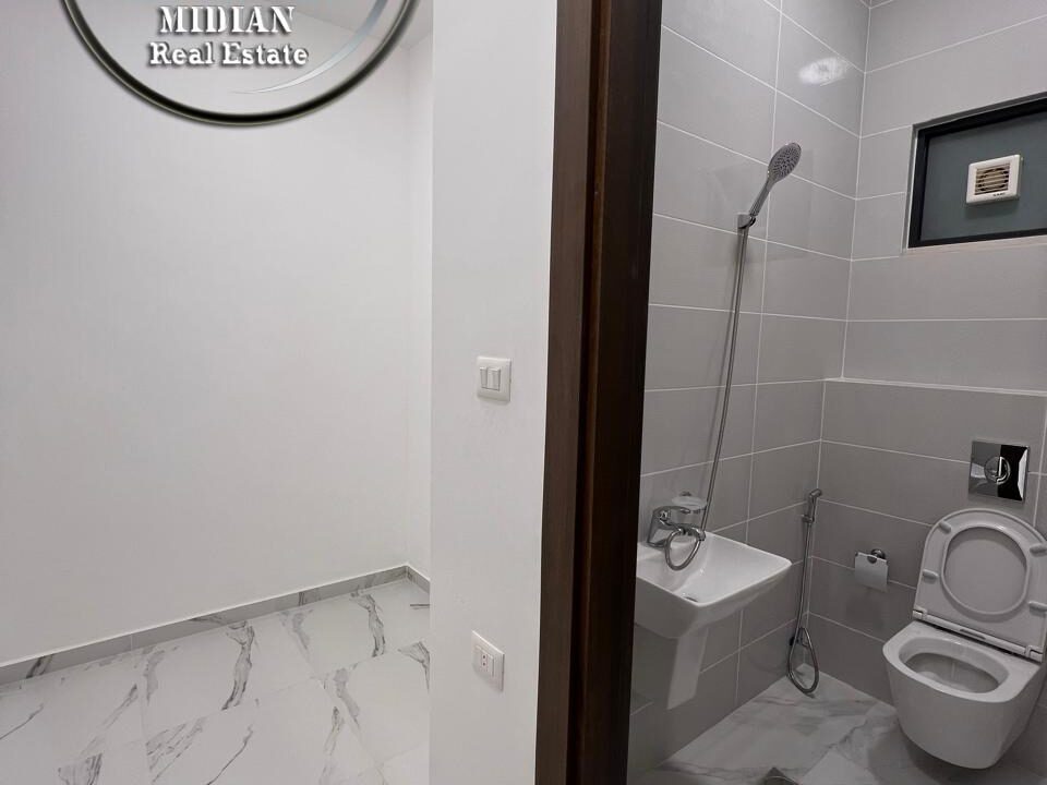 PHOTO-2025-11-11-16-37-30 (10) (نسخ)