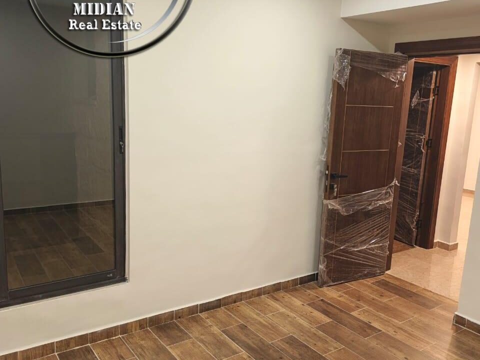 1396f462-5647-4963-ad92-4debd19a6f8d ن