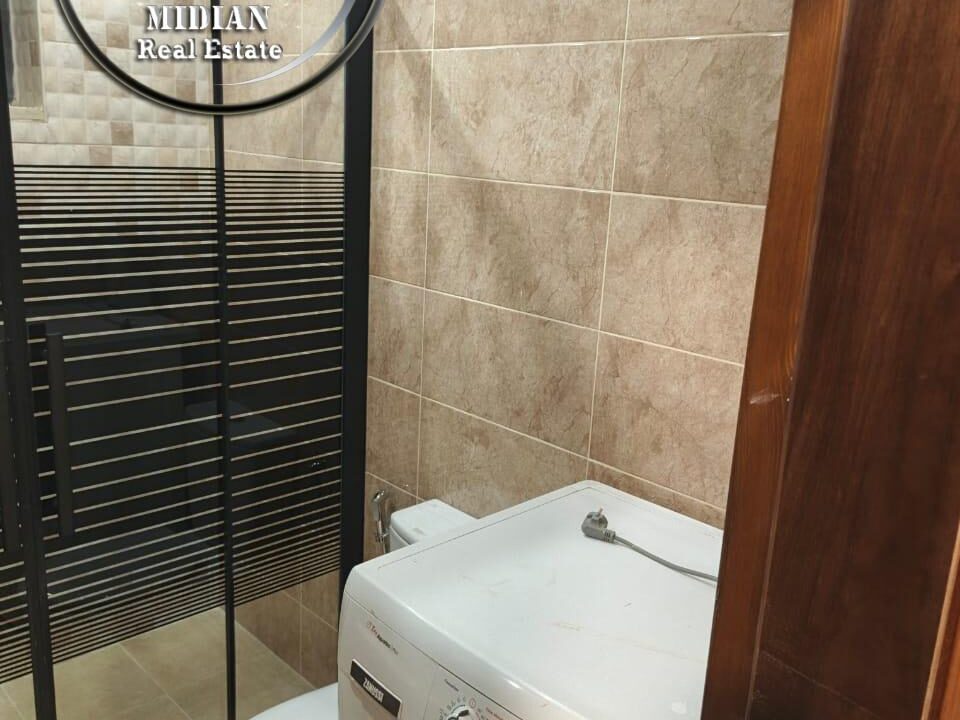 5dca1b8c-c252-4574-8b52-278e7830889a ن