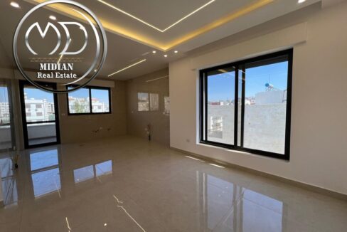 60136121-e942-4f4a-b516-0f18c5c831e7 ن