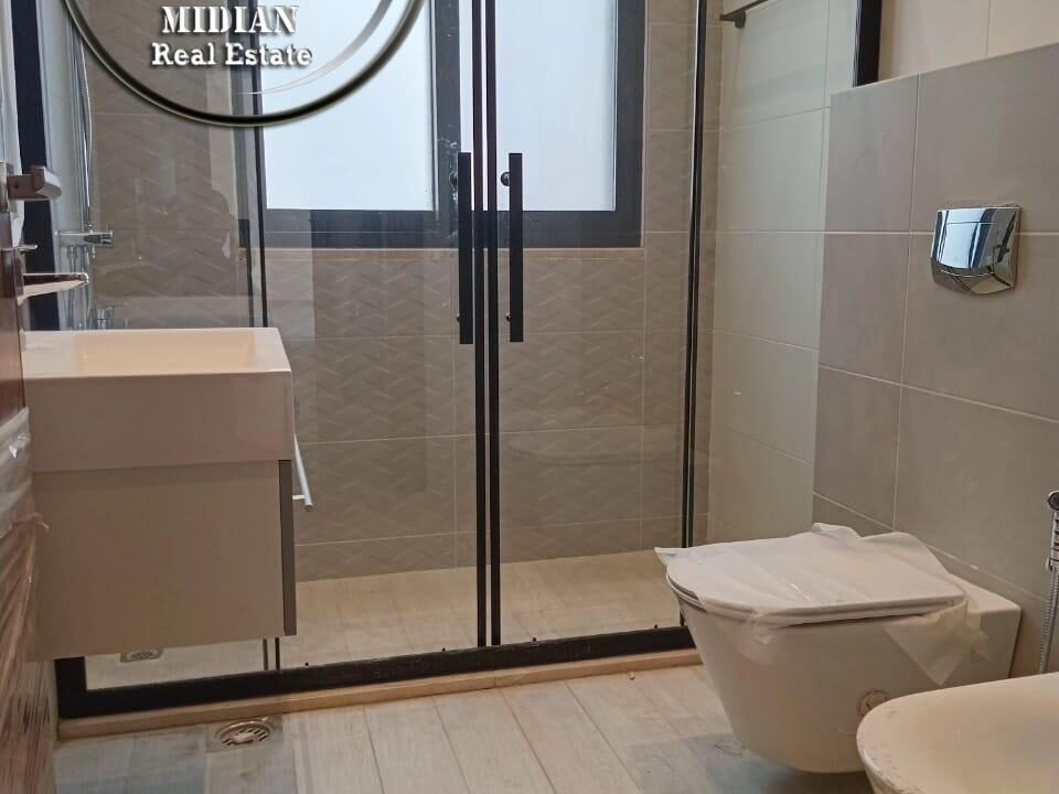 65197187-5b47-44df-83cc-fa5cfe3832c2 ن