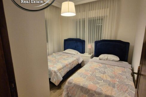 7c1dd18f-1272-4186-9420-770021015acf ن