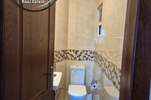 7c6606eb-2bf3-455f-9a54-64a3d3db6ee0 ن