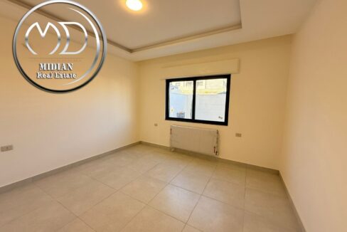 7ffae40b-84ba-4349-9c39-75eda47bfa8c ن