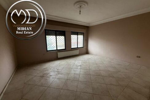 a1f07002-8fba-4ced-b1e8-9aa57e28a120 ن