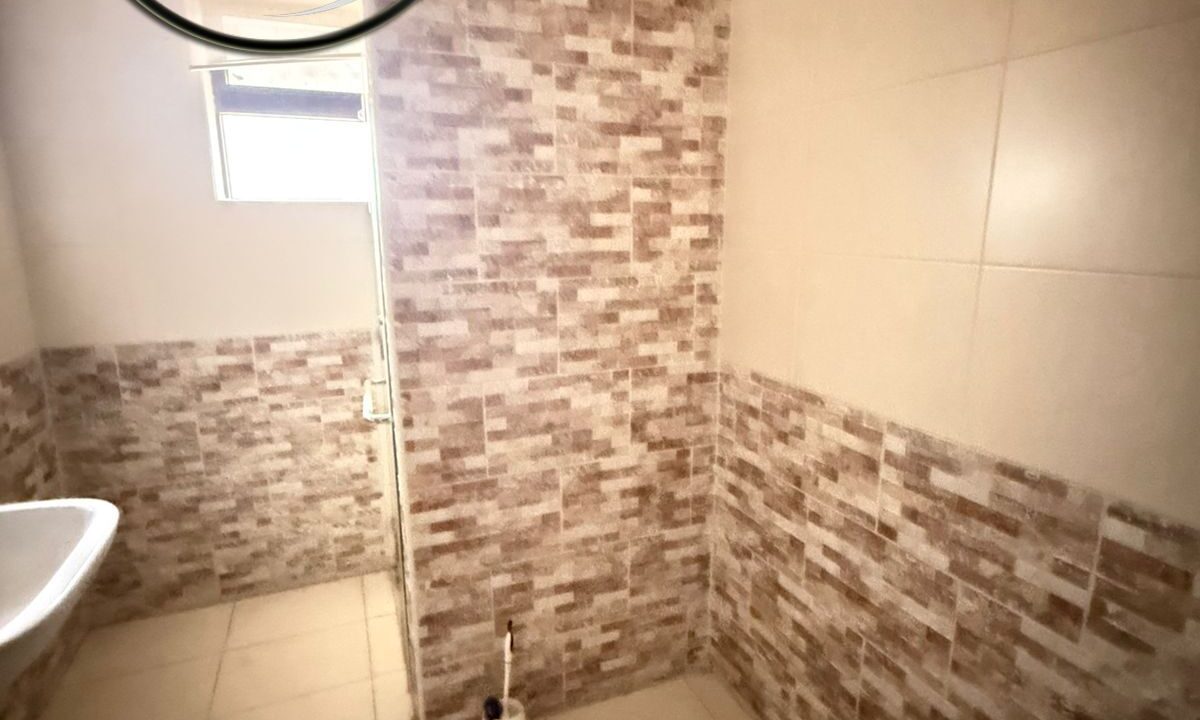 b701c684-48f2-4183-9871-6514451f29bd ن