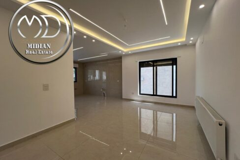 c32045d2-d36d-45f3-9440-95f0e7bc3487 ن