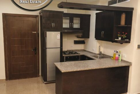 e06bb3e3-5f22-4567-a249-afae4938f0ea ن