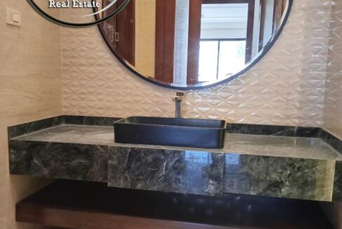 ef20d69c-60e6-4d1d-bedd-31abdd36a991 ن