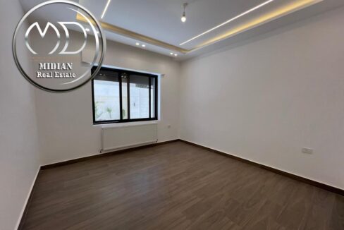 f4a7a2d1-56b4-4f8b-a228-5a8da3416fcd ن