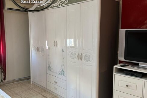 f7038a09-1e55-4d9b-8ac7-0803cff6150b ن