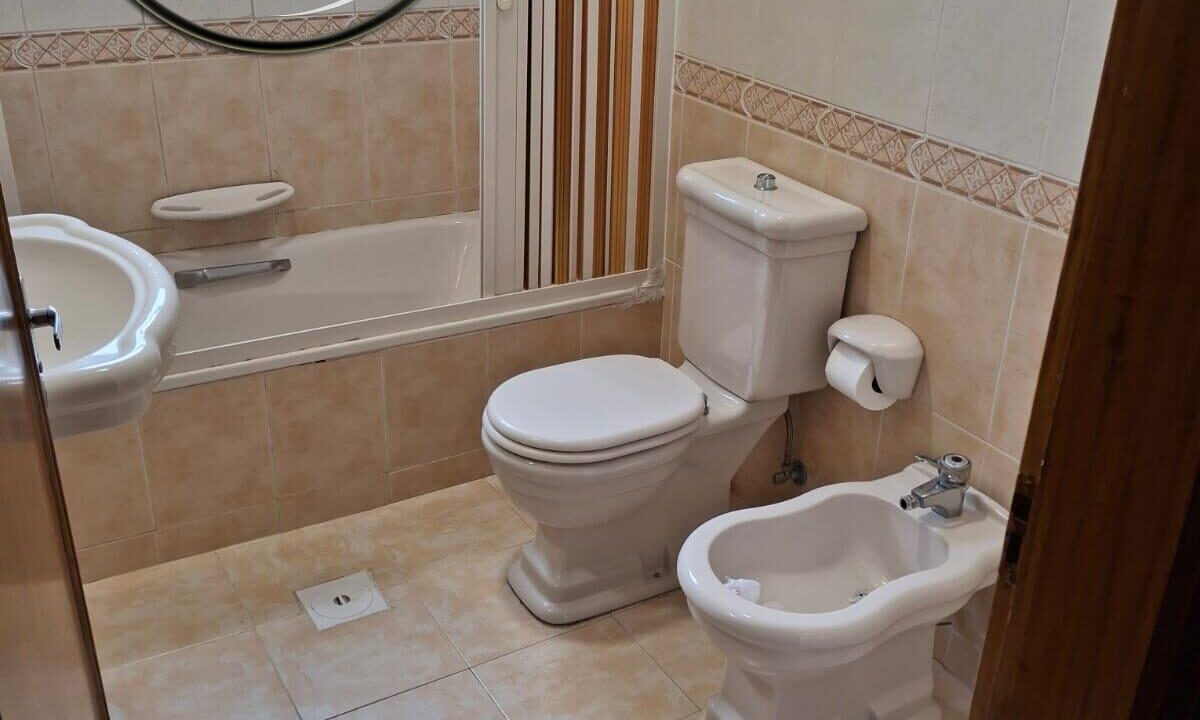 73a8184c-141a-4826-a56c-f9bf66abfb92 ن