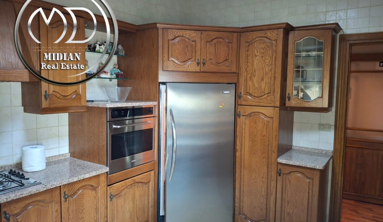 8efb2426-2605-4f41-80a7-87e9e15ea9f6 ن