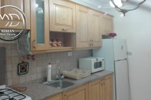 8f76d5cb-0fb1-4cb3-ae71-476756a6dff1 ن