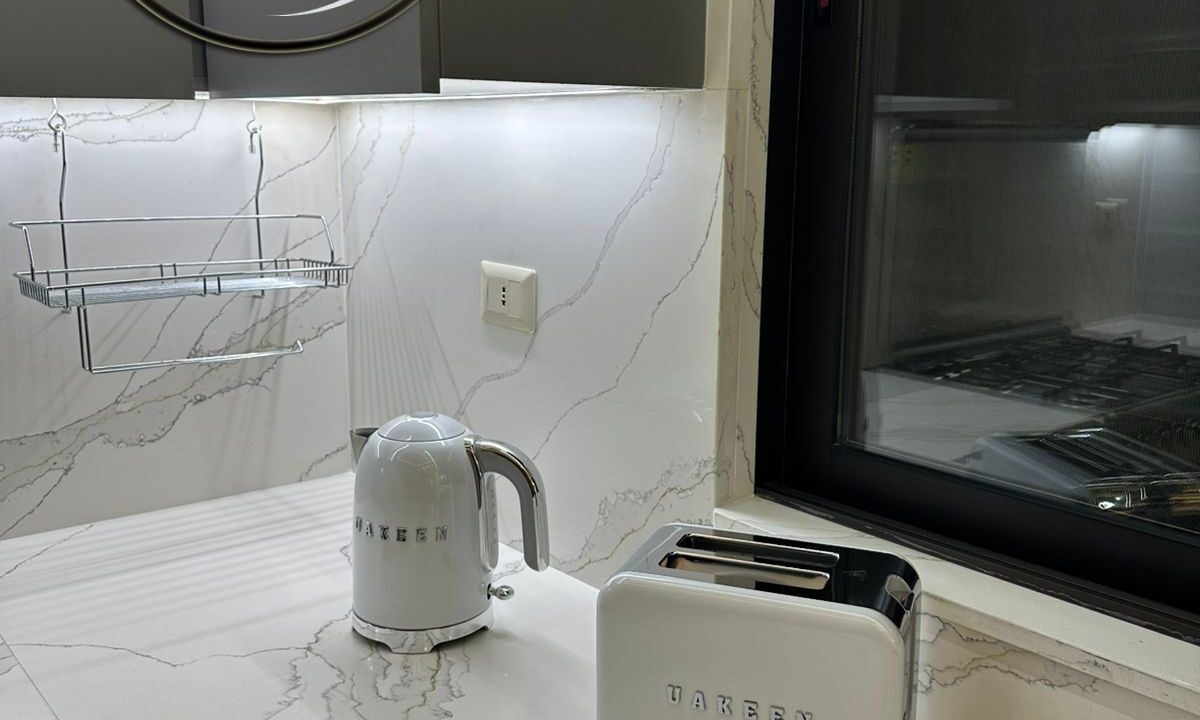 9aa6ca5c-5c45-4ace-bb25-3b56403de7c8 ن