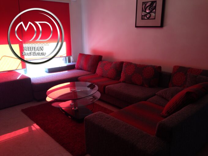 شقق و استديوهات مفروشة لايجار عبدون مساحات 40م & 100م تشطيبات و فرش سوبر ديلوكس بأسعار مميزة