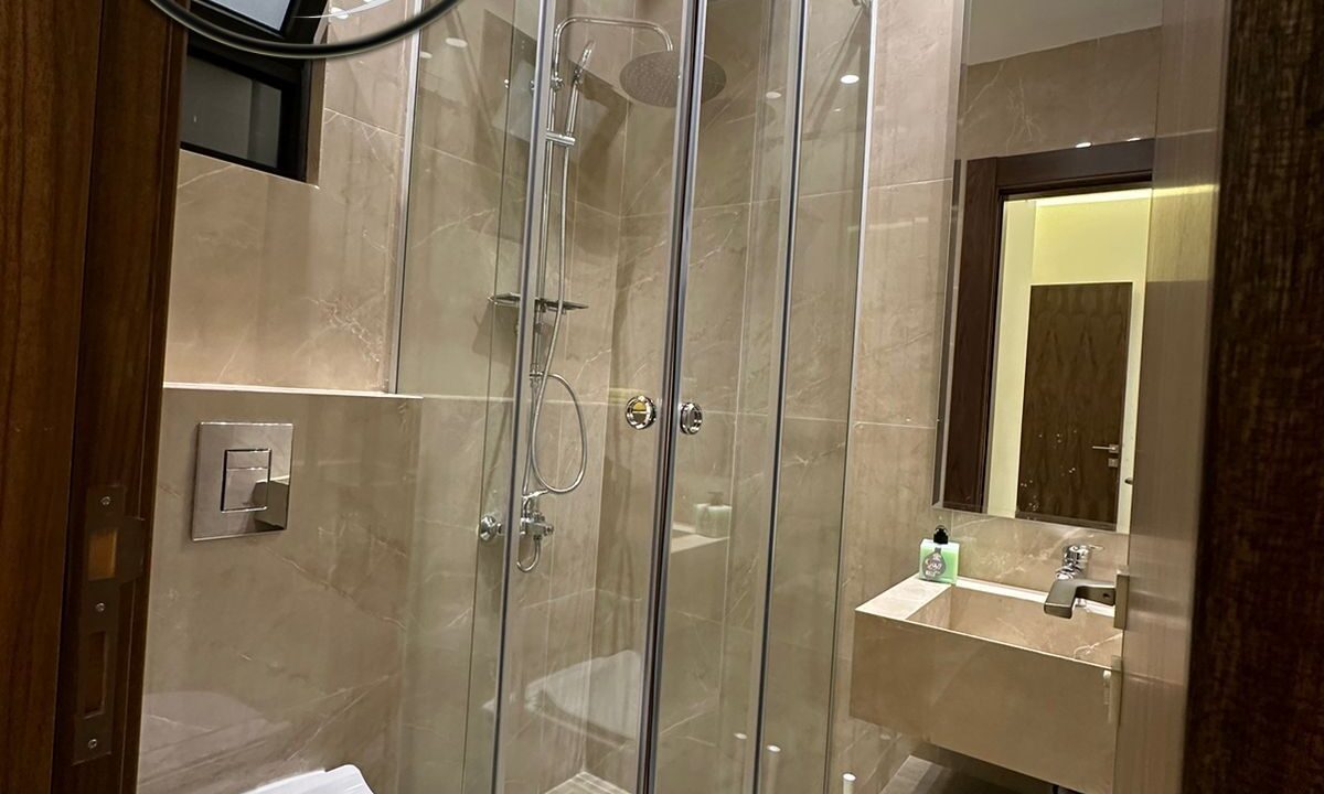 PHOTO-2024-07-29-14-53-38 (1) (1) ن